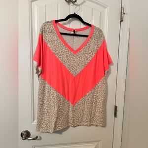 Short sleeve cream and tan animal print with hot pink size 3X